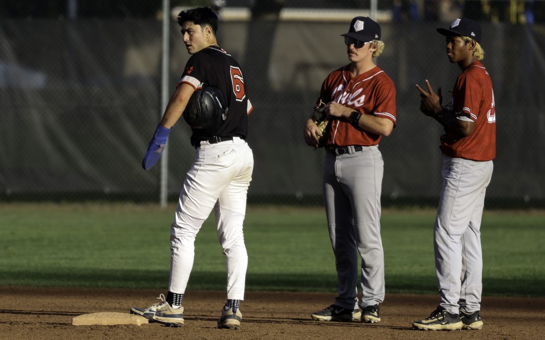 NightOwls come up clutch in the ninth to take game two