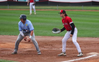 HarbourCats hit four homeruns scoring early and often in game two